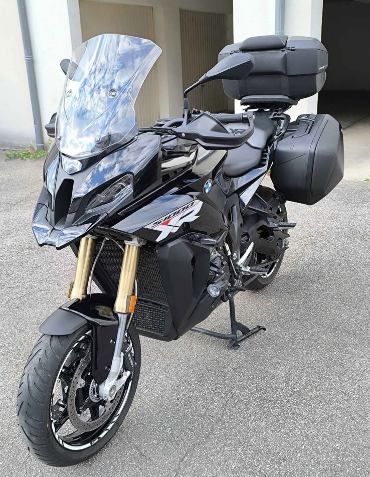 S1000XR