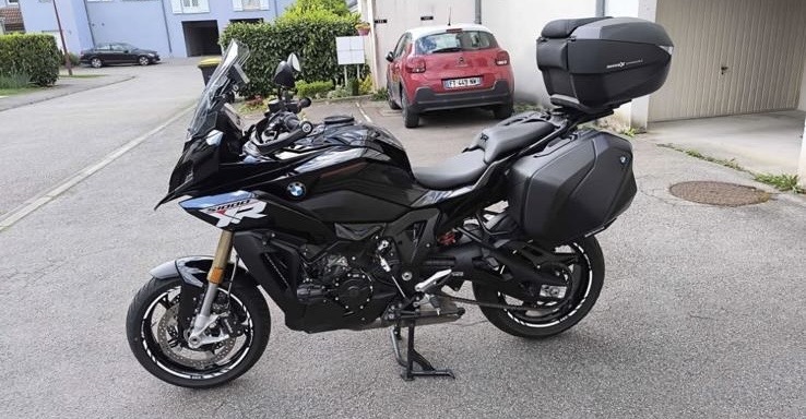 S1000XR