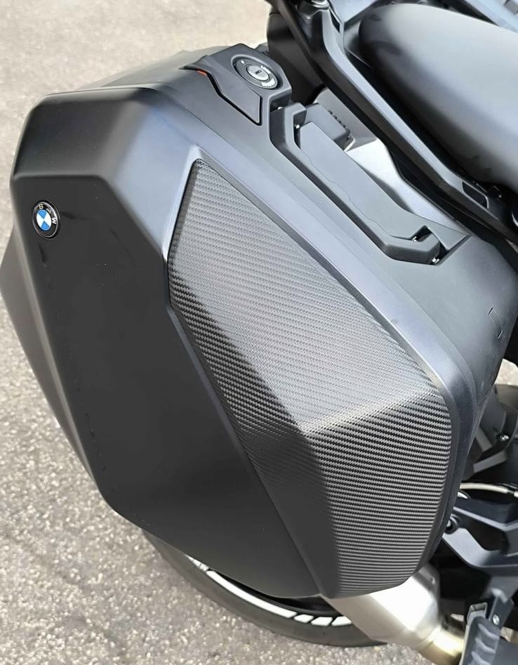 S1000XR