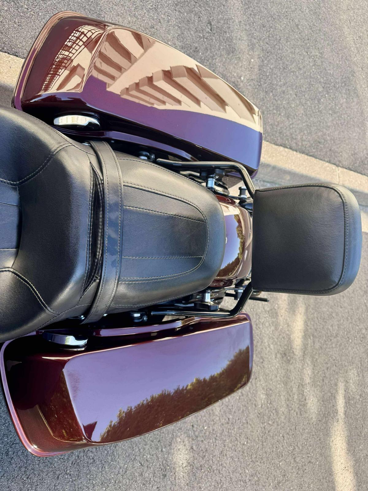 STREET GLIDE SPECIAL UNIC