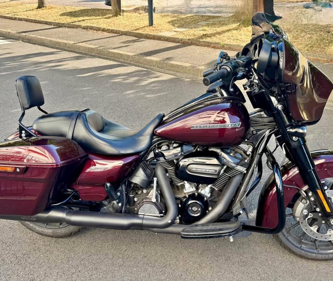 STREET GLIDE SPECIAL UNIC